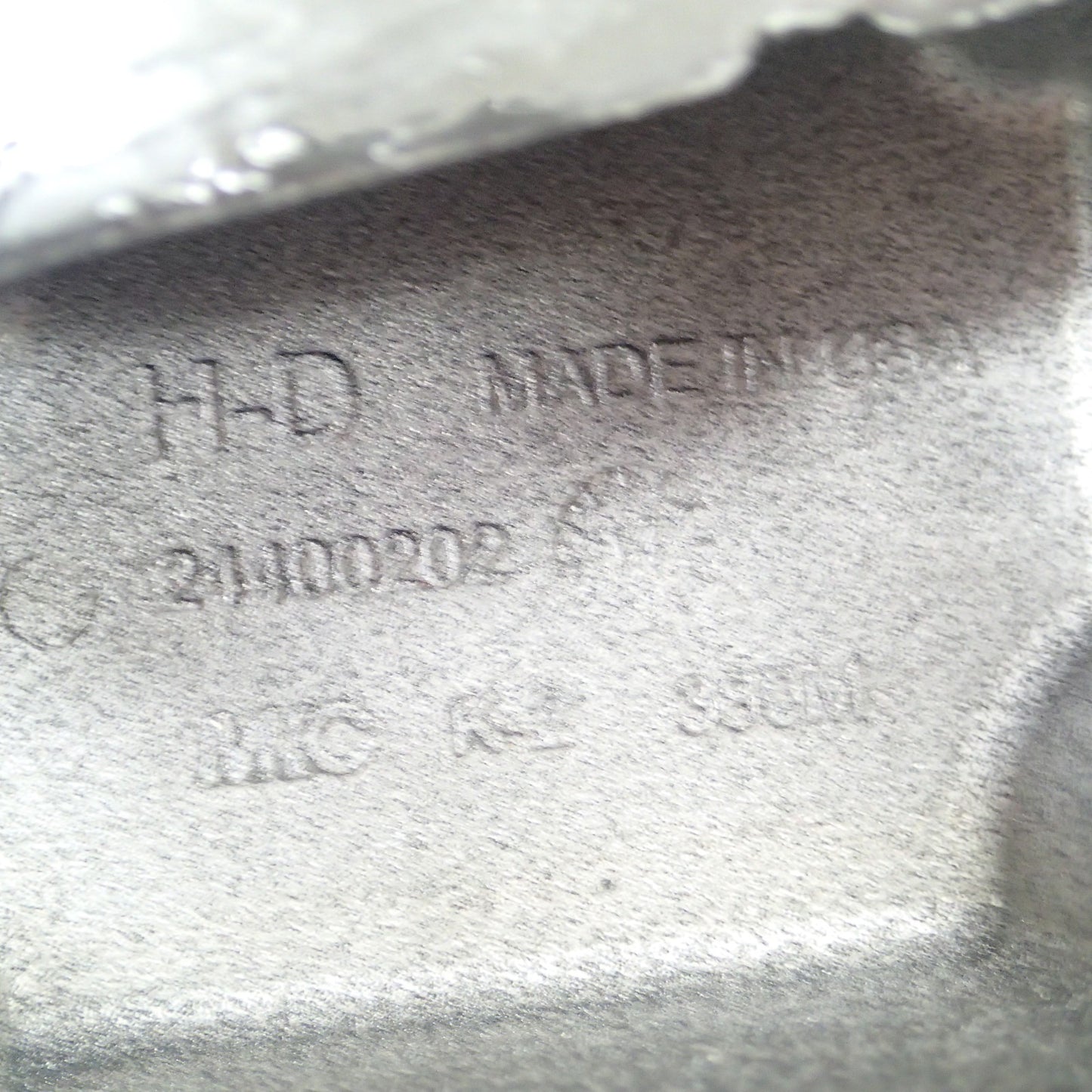 Harley Davidson OEM M8 Milwaukee 8 Softail Transmission Oil Pan 24400202 DAMAGE