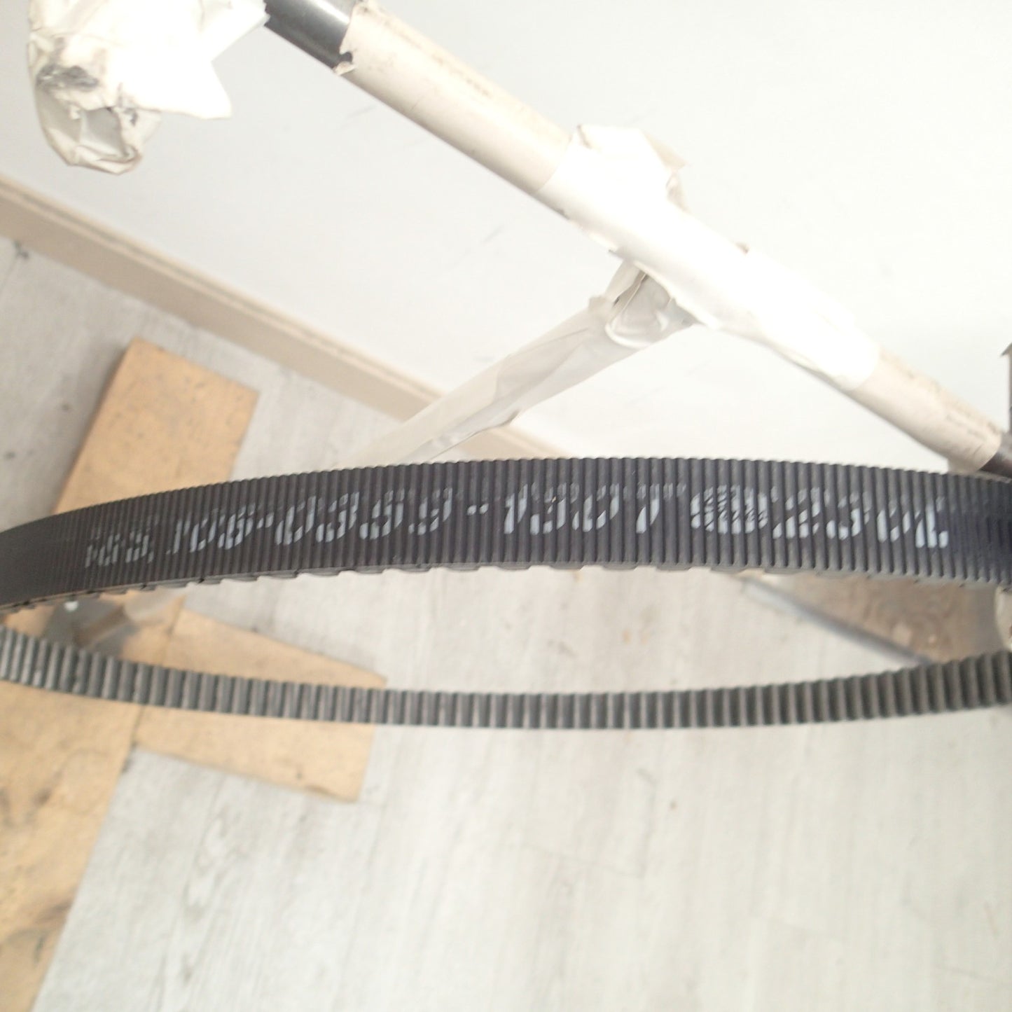 Harley Davidson Rear Drive Belt 130T - Red CHOPPER used?