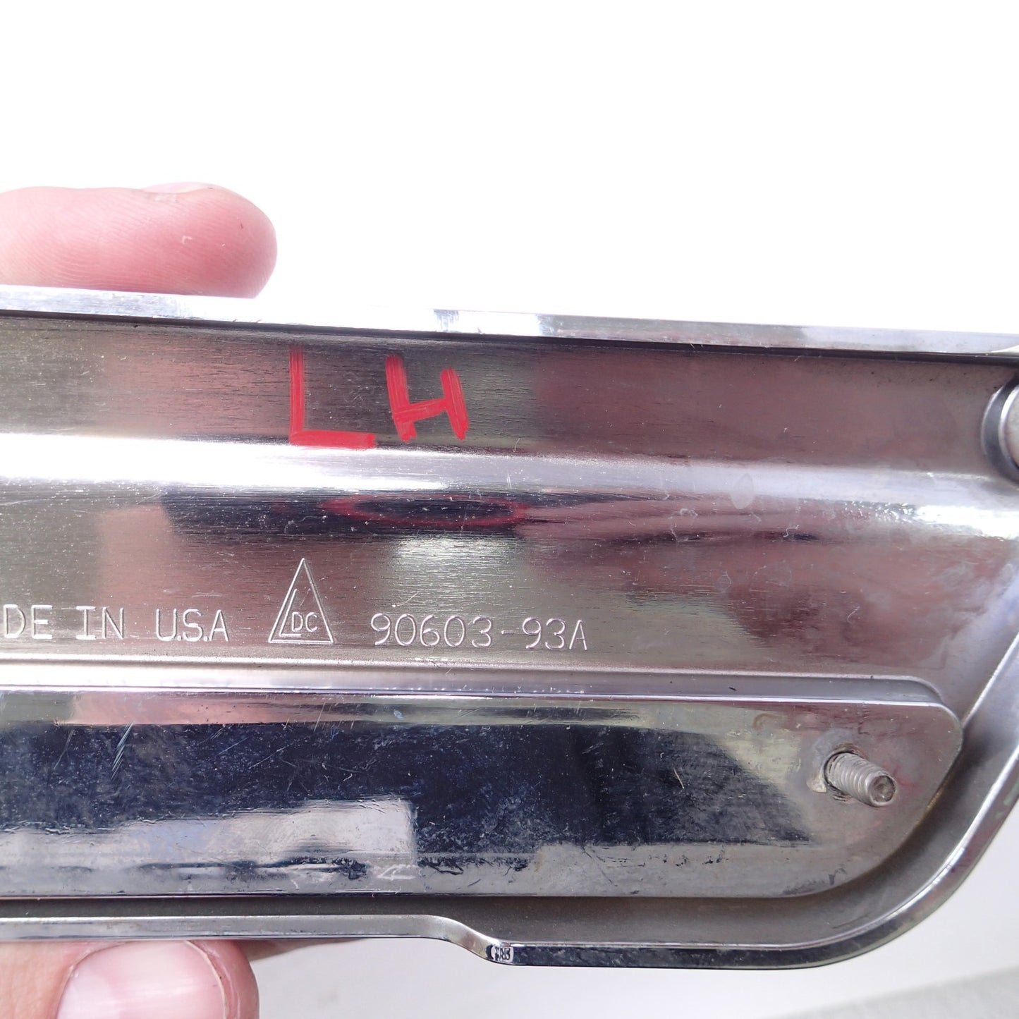 08-13 Harley Davidson FLHTK GLIDE LEFT SADDLEBAG LATCH 90603-93A (ONE UNIT)