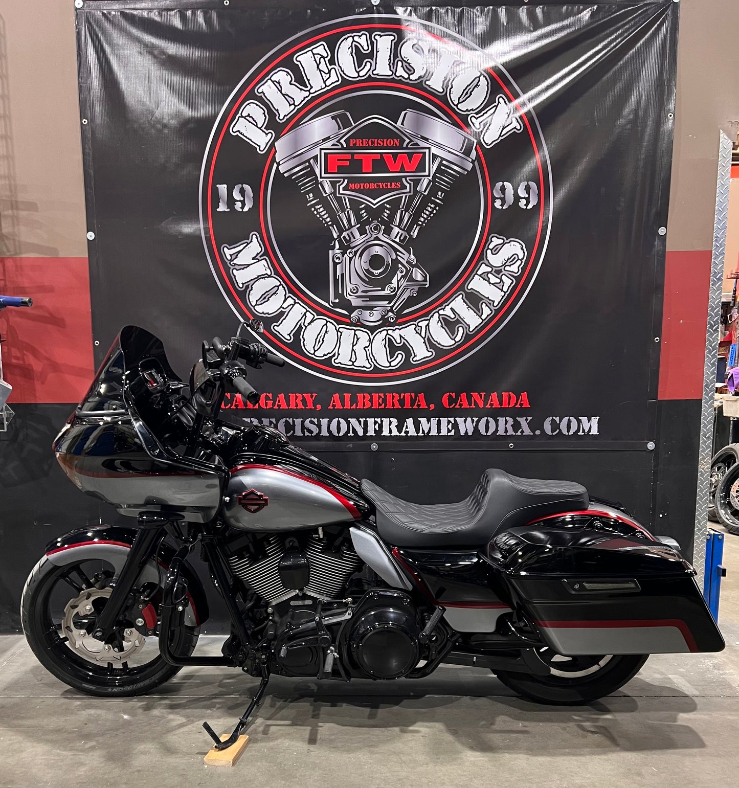 2013 HARLEY DAVIDSON ROAD GLIDE FLTR