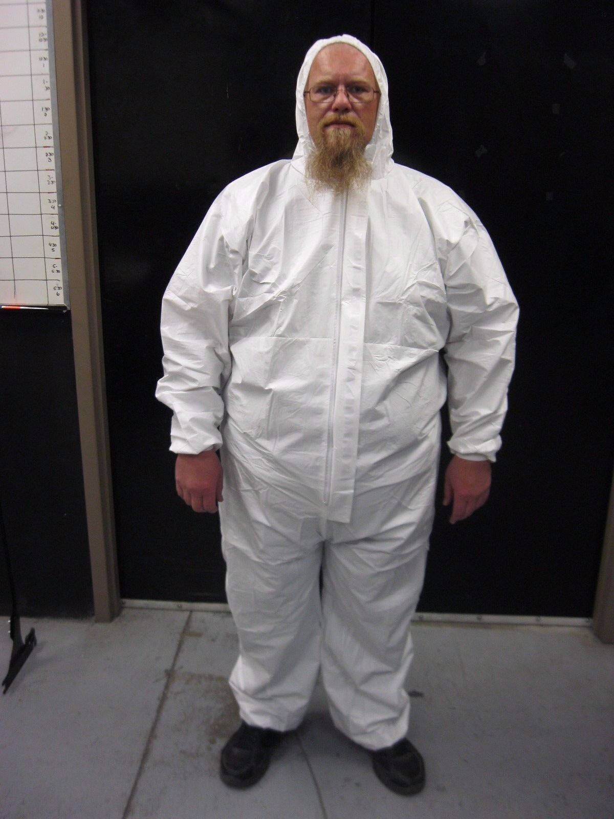 2 Pack WHITE ENVIRONMENTAL PERSONAL PROTECTION / PAINT SUIT WITH HOOD SIZE 4 XL