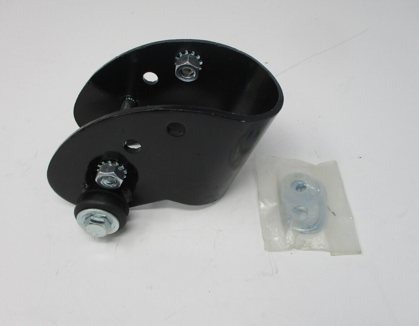 Custom Chrome Front Tank Mount Kit for Harley Mount CCI 25-576 25-580 25419