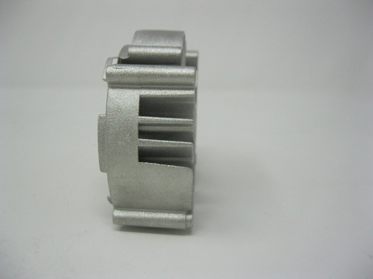 DeWALT OEM Gear Case 605082-00SV