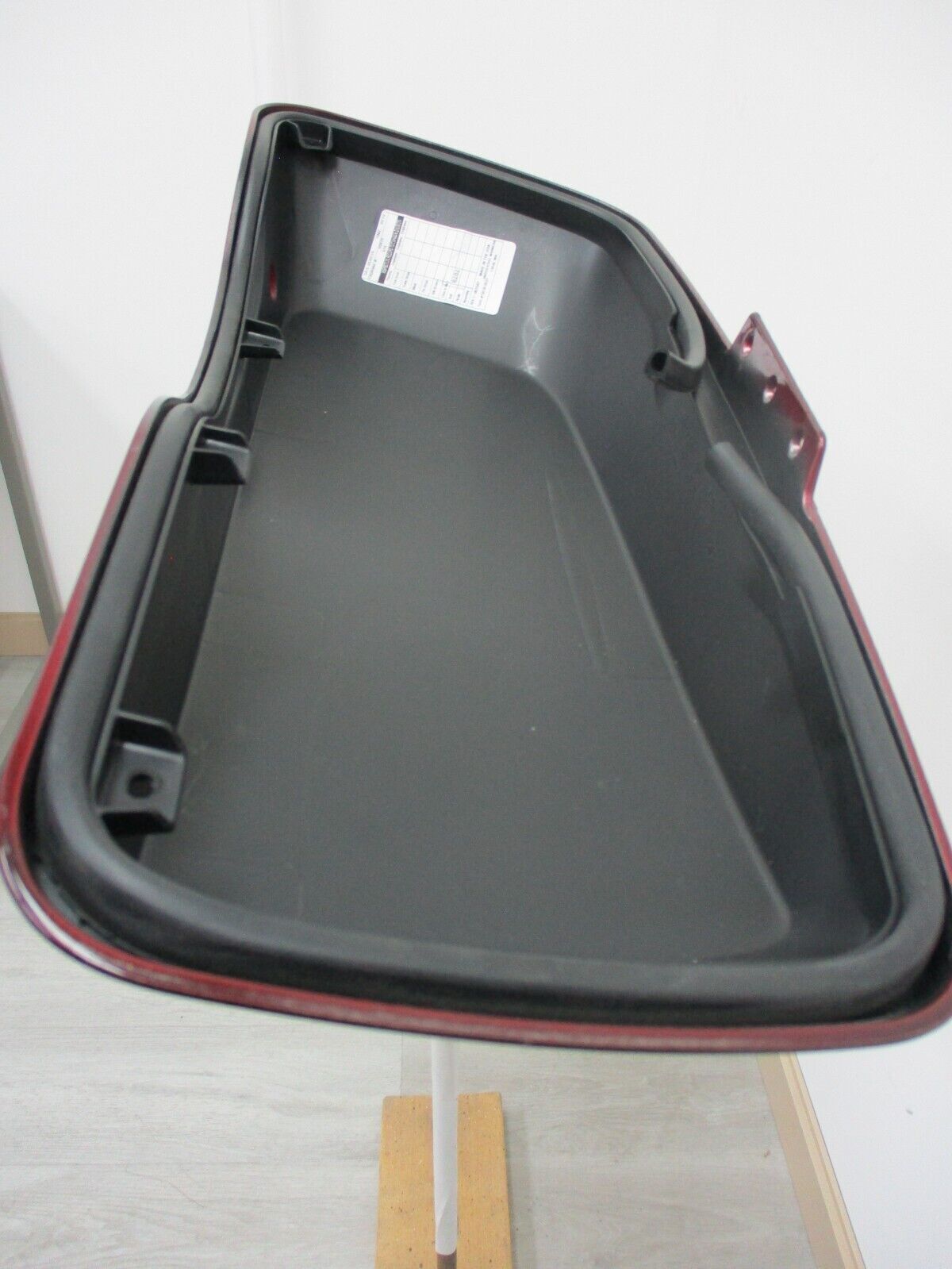 Harley-Davidson OEM Saddlebag Lid DARK RED 90200413 2014 and LATER