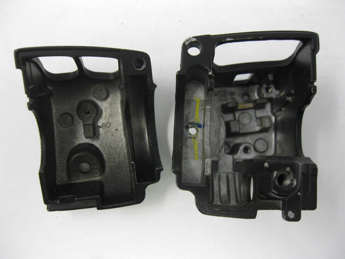Harley Davidson OEM 08-13 FLH/FLT Touring Right Switch Housing Black 71553-08