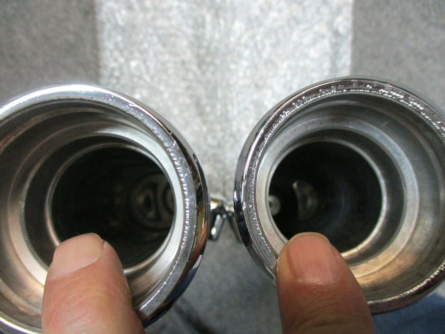 Harley Davidson OEM FLHTCSE CVO Chrome Front Fork Sliders Dual Disc 46528-04