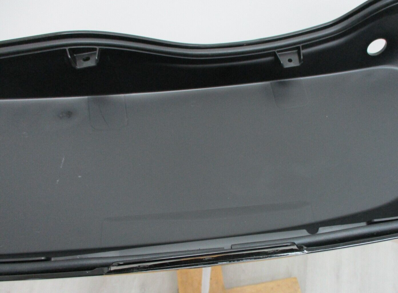 Harley Davidson OEM '14 - Later LH Vivid Black Saddlebag Lid 90200413