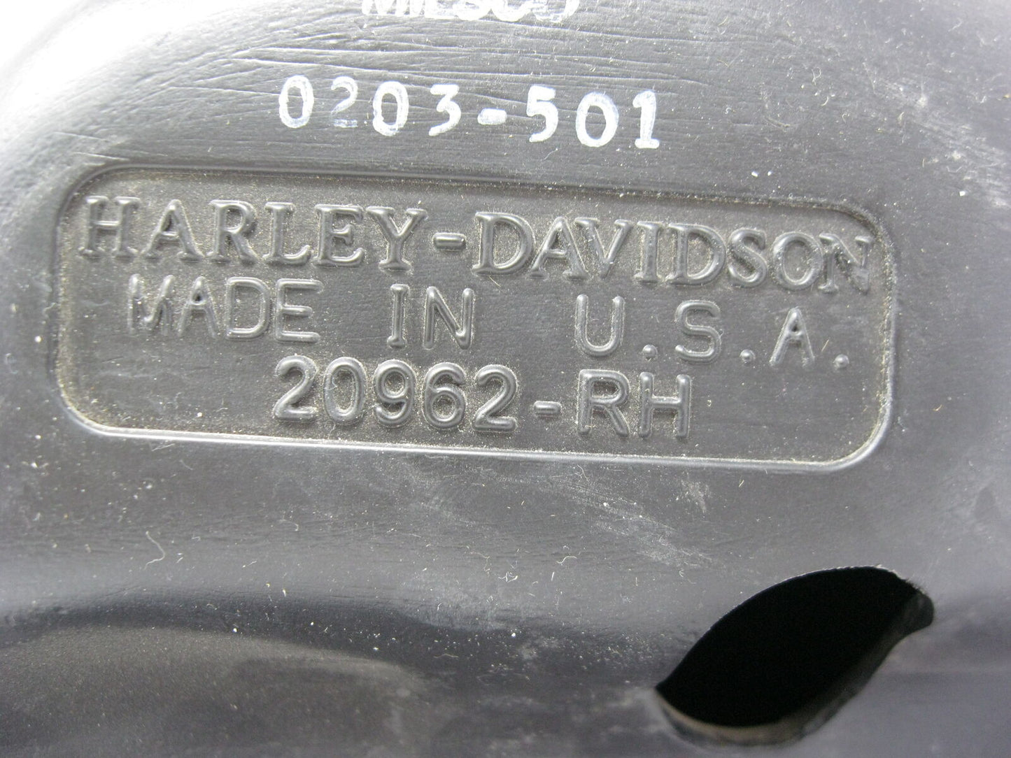 Harley Davidson OEM FLHTCU Right Hand Storage Box 58683-89A 91-2004