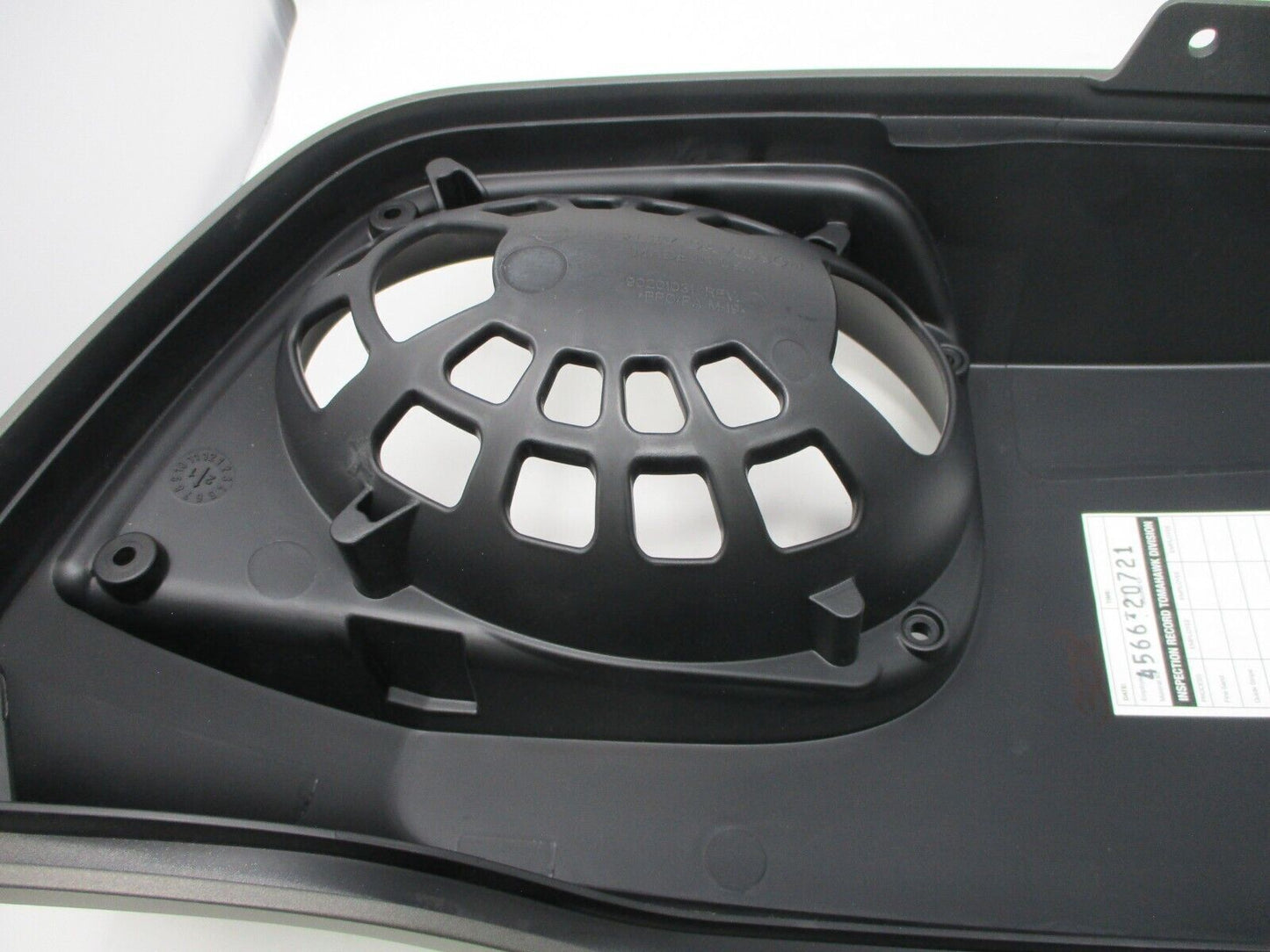 Harley Davidson OEM '16 CVO Street Glide LH Saddlebag Lid 90201142EAZ