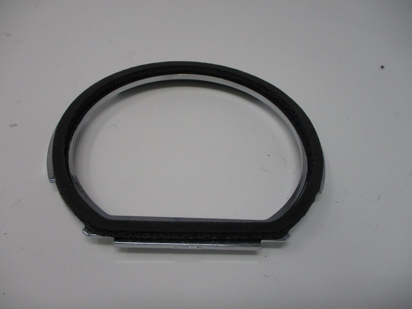 Harley Davidson OEM Gauge Trim Bezel 61400080