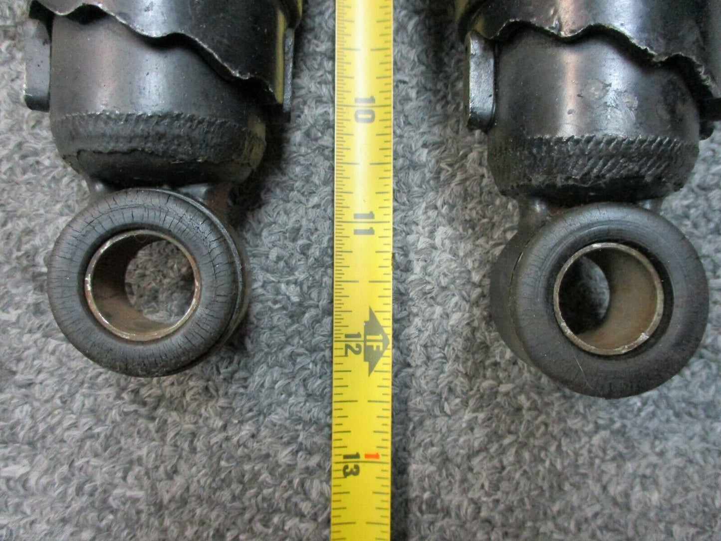 Harley Davidson OEM (DYNA/XL?) Shocks