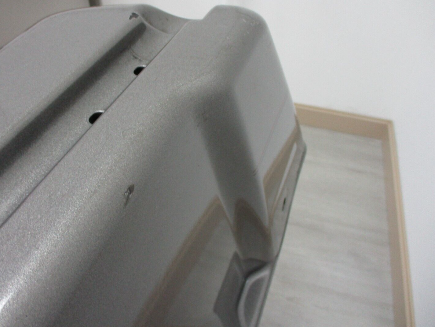 Harley Davidson OEM Right Saddlebag Silver w/Pinstripes 90200412