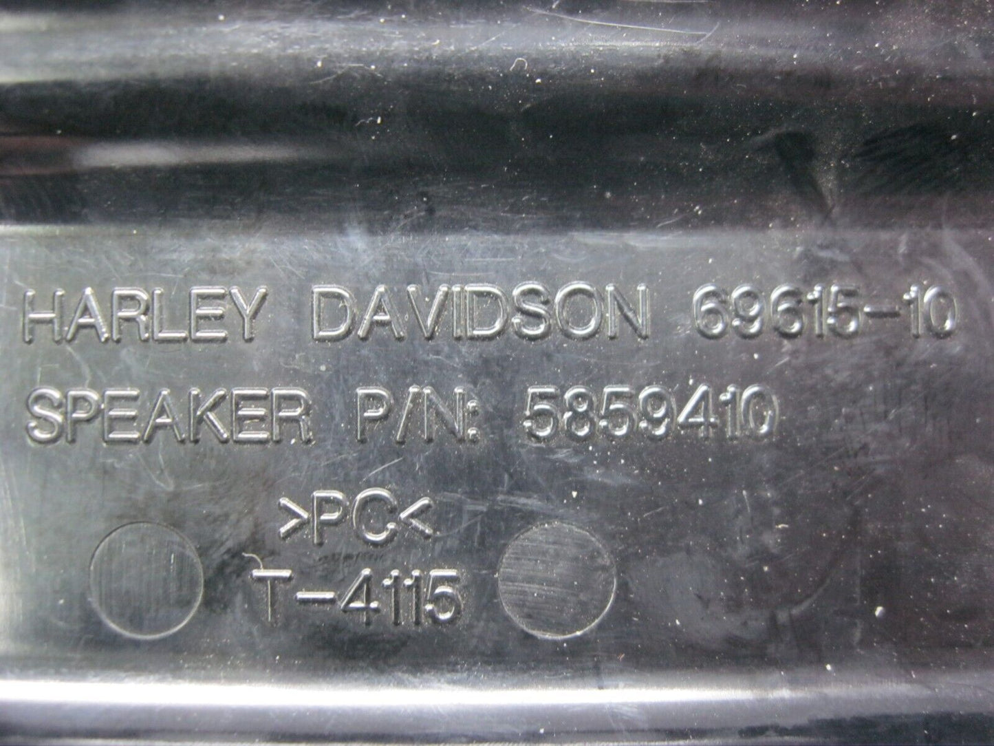 Harley Davidson OEM 10-22 Rear Fender Tip Light Splash Guard 69615-10