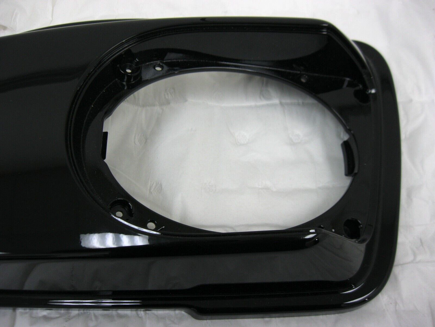 Harley-Davidson OEM 06-13 Touring Right Hand Boom Audio Saddlebag Lid 90200615DH