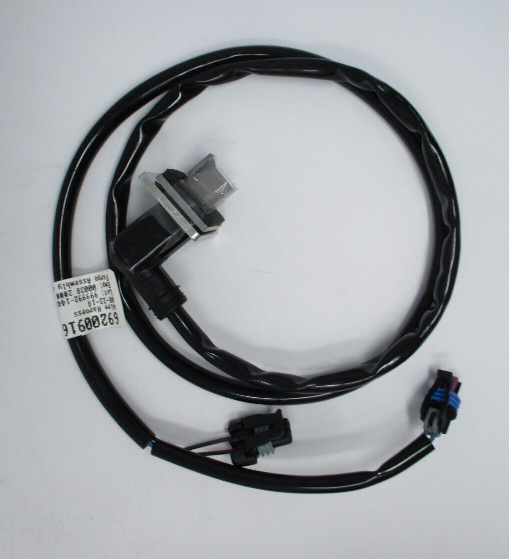 Harley-Davidson Rear Speaker Jumper Wire Harness 69200916