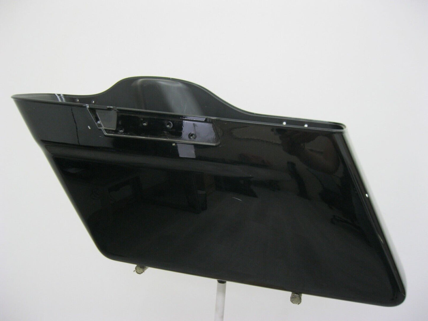 Harley-Davidson OEM Right Saddlebag Vivid Black 90200414 2014-Later