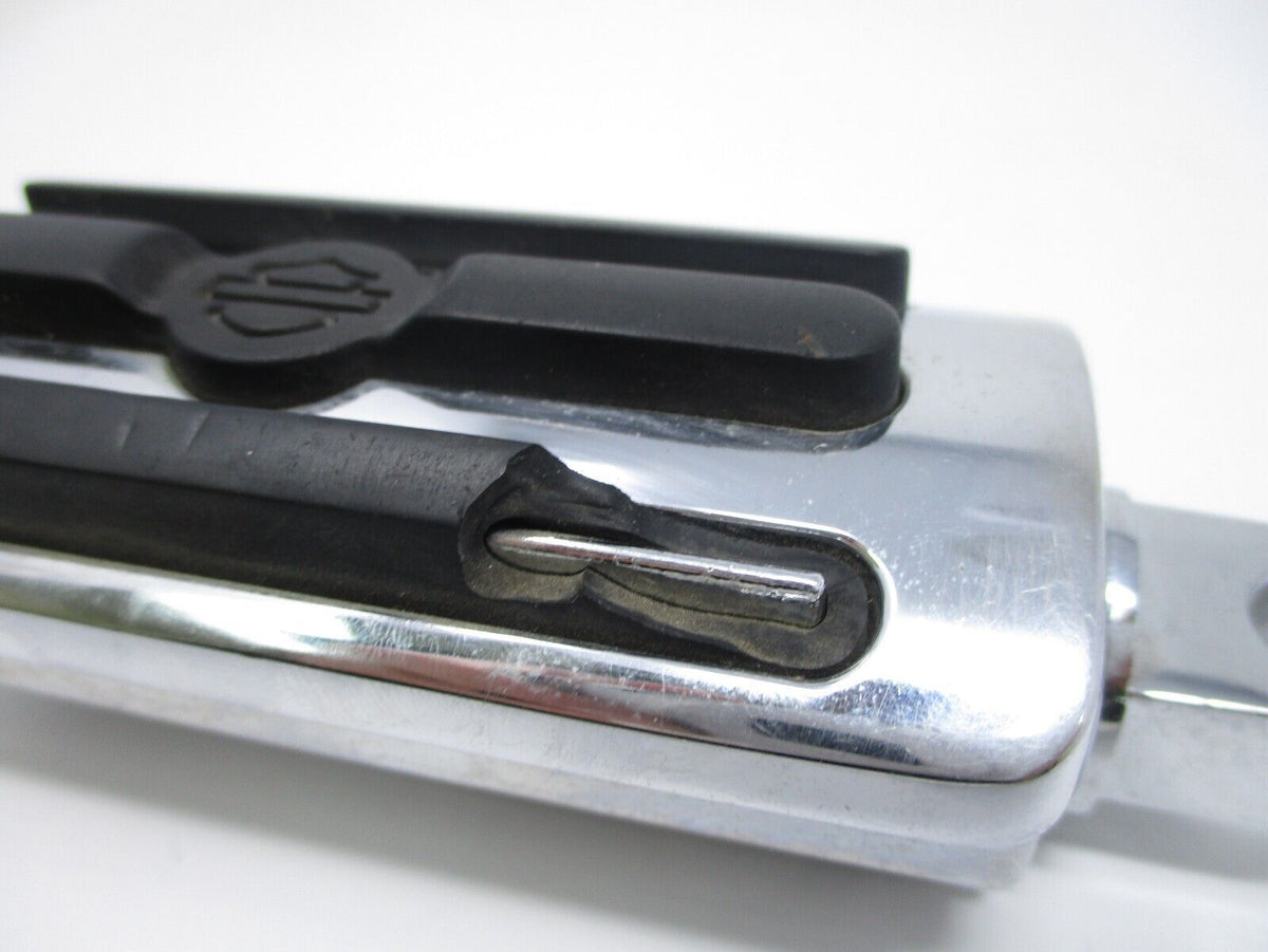 Harley-Davidson OEM Chrome + Rubber Left Footpeg 50143-04