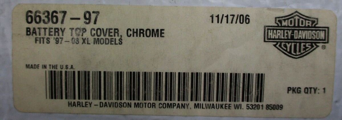 Harley-Davidson  Chrome Battery Top Cover  66367-97