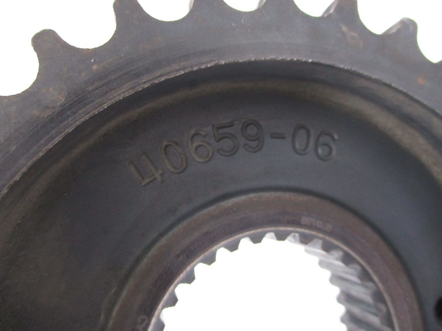 Harley-Davidson OEM 32 Tooth Transmission Sprocket 40659-06