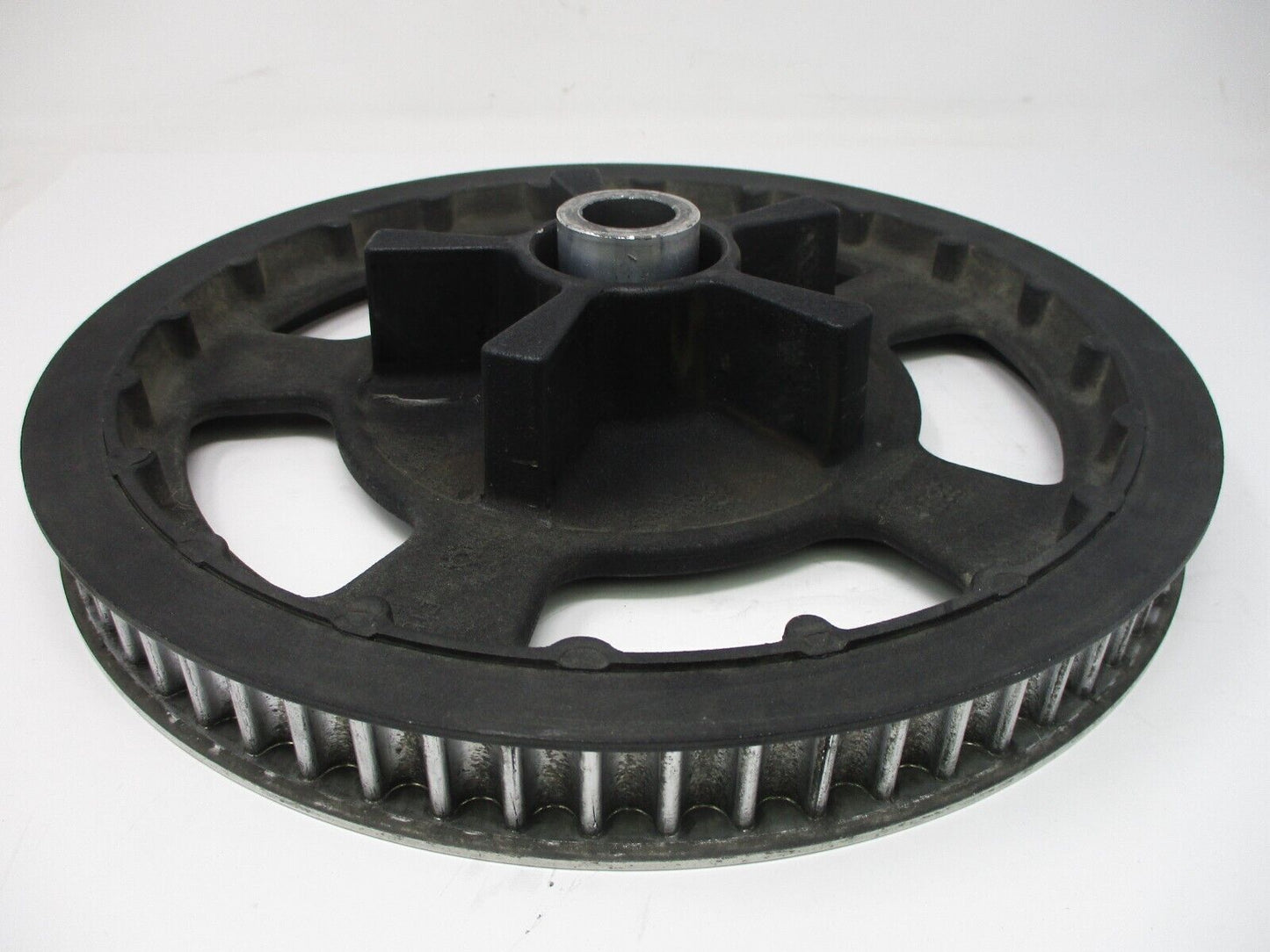 Harley-Davidson OEM Rear Drive Belt Pulley 68T  Black   37781-09