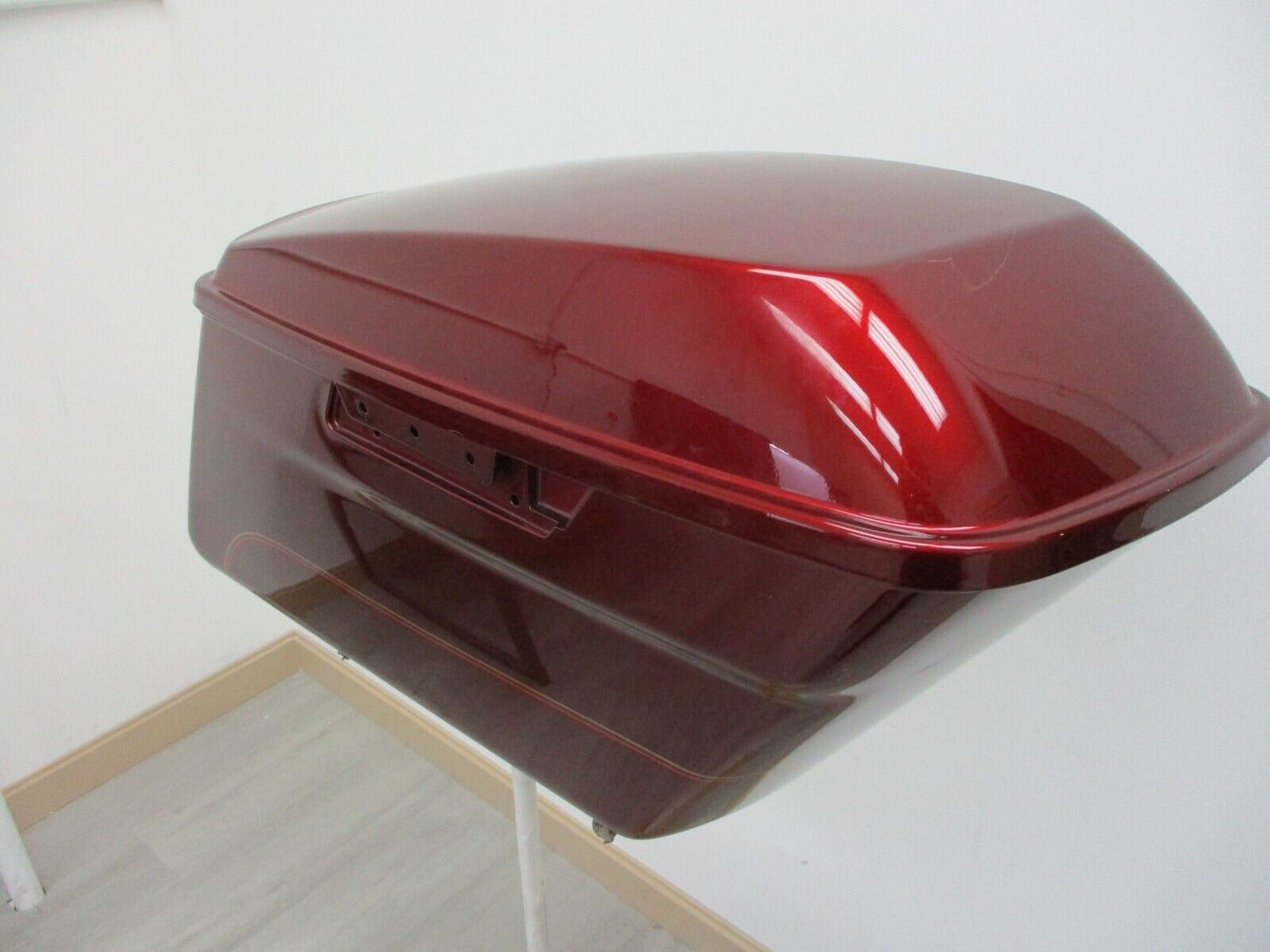 Harley-Davidson OEM RH Saddlebag Metallic Red 90200412 + 90200411 2014-Later