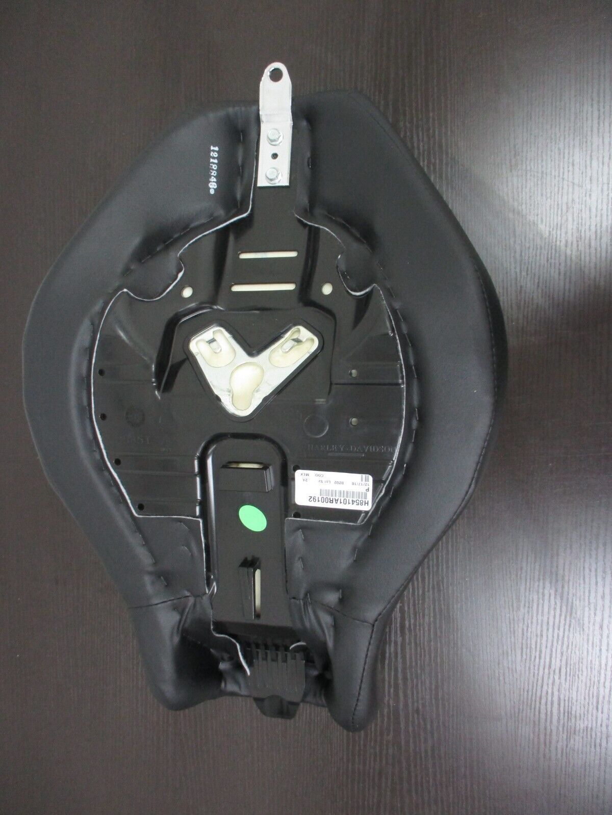 OEM NEW Harley Davidson Seat 51550-11A