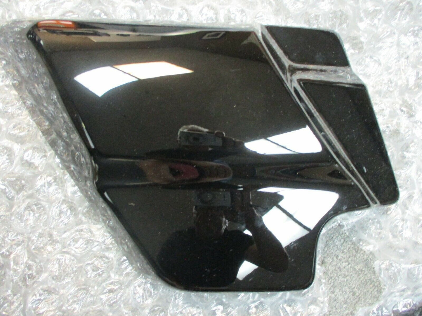 Harley Davidson OEM 66670-10DH 66619-10DH FL Vivid Black Side Covers New