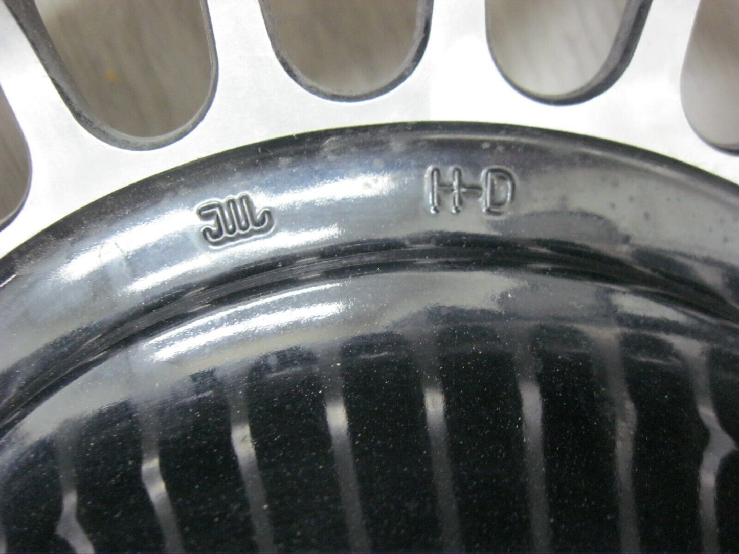 Harley Davidson OEM T16x5.0 MT 28 Spoke Rear Wheel - 43402-09