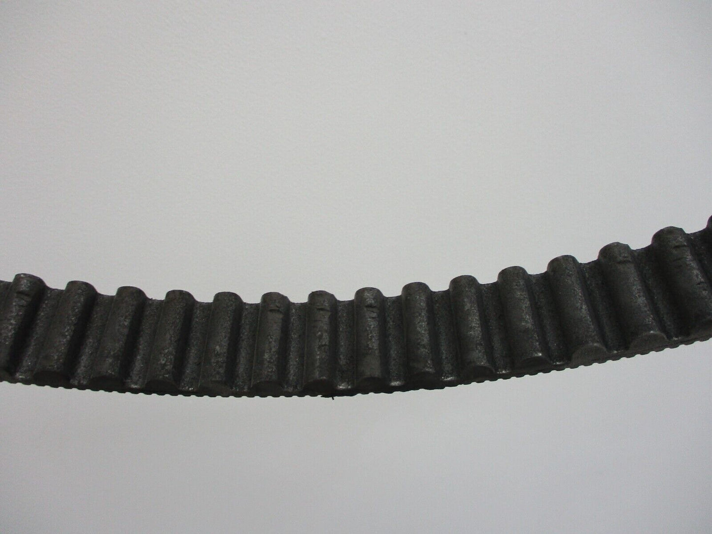 Harley Davidson OEM 133 x 1 1/8" Drive Belt for '00-'06 FXD 40015-00