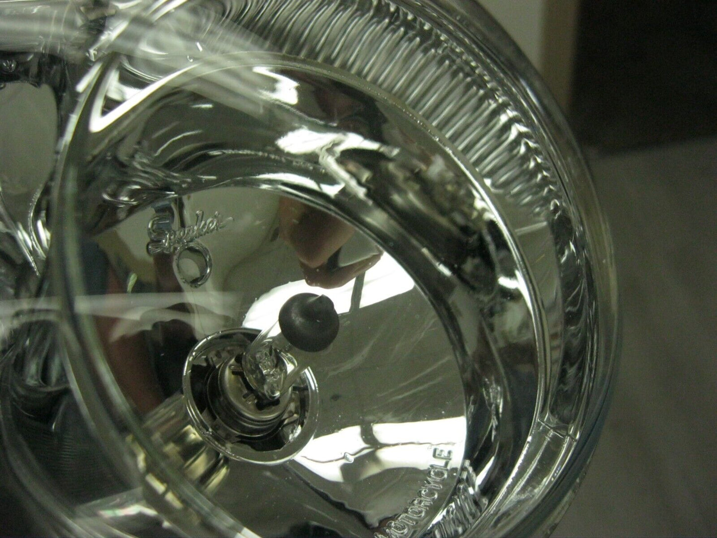 Harley Davidson CVO Headlight Headlamp 7" 67864-04A