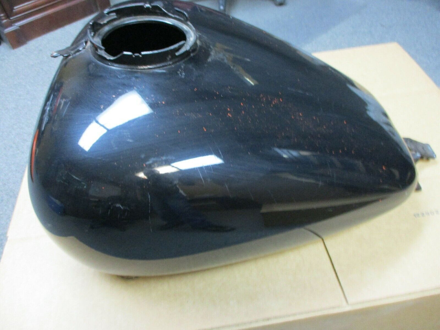 Harley Davidson OEM FLTR Black 61356-08 Gas Tank