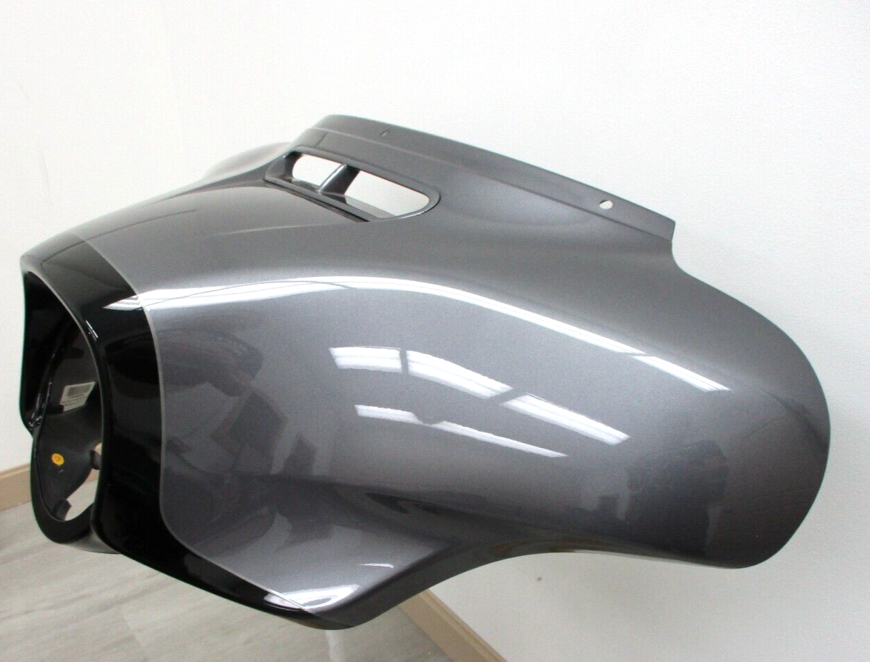 Harley Davidson OEM Fairing Landmark IV Smoky/Black Hole 57000562EMK