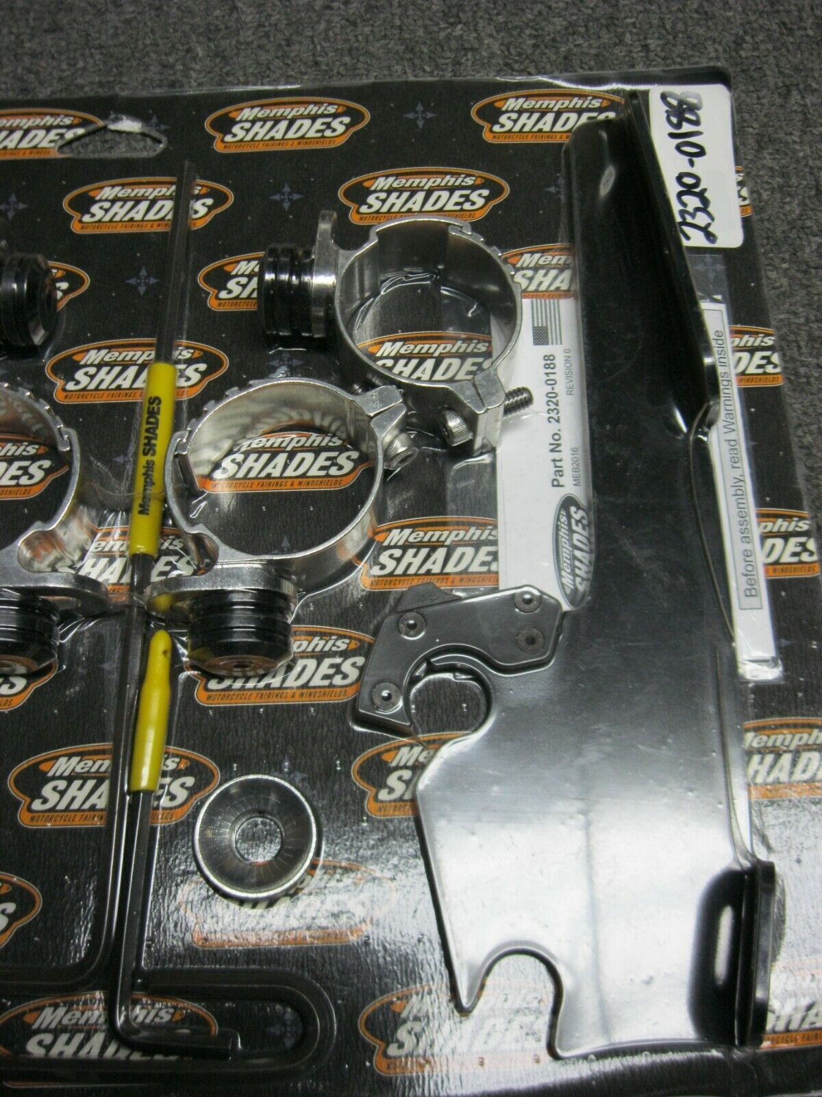 Memphis Shades MEB2016 Black Trigger Lock Windshield Mount Kit for 14-17 FXDL