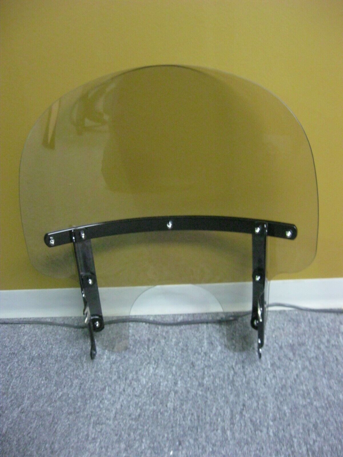 Harley Davidson OEM Light Smoked XL Quick Release Windshield 57682-10