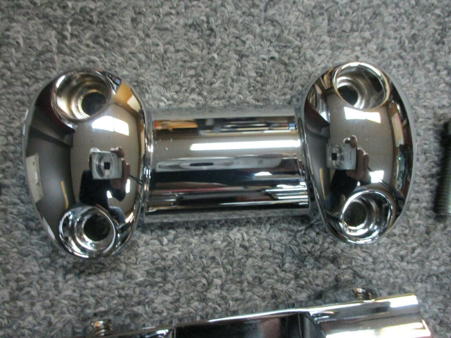 Harley Davidson OEM Risers With Top Clamp 55883-10 DYNA, Softail 1.25 Inch Bars