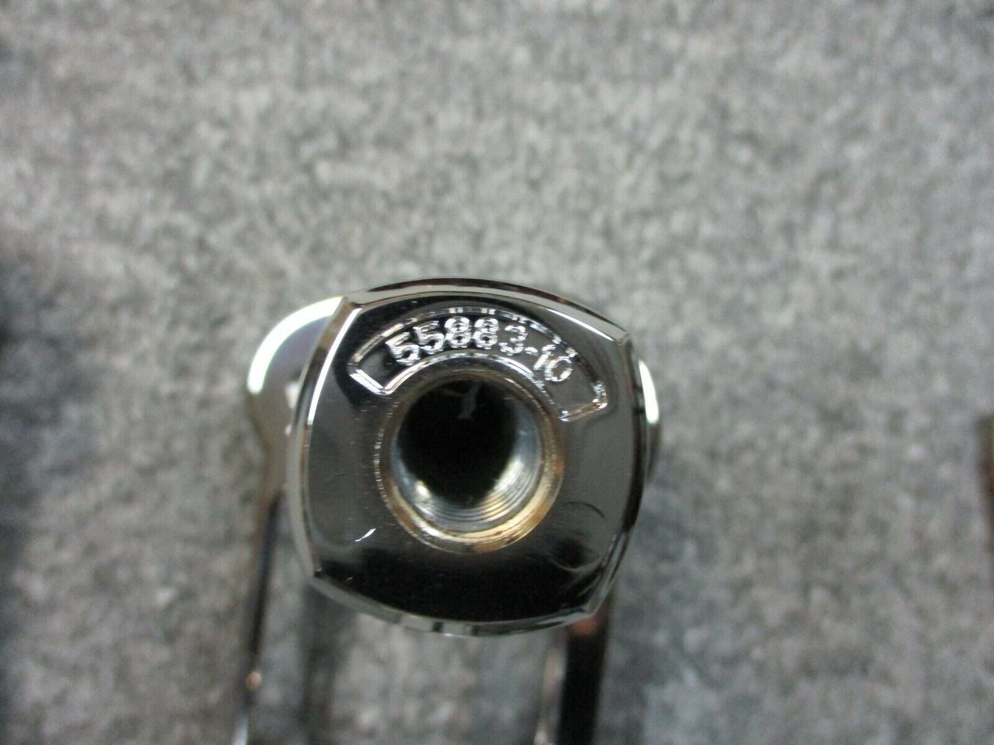 Harley Davidson OEM Risers With Top Clamp 55883-10 DYNA, Softail 1.25 Inch Bars