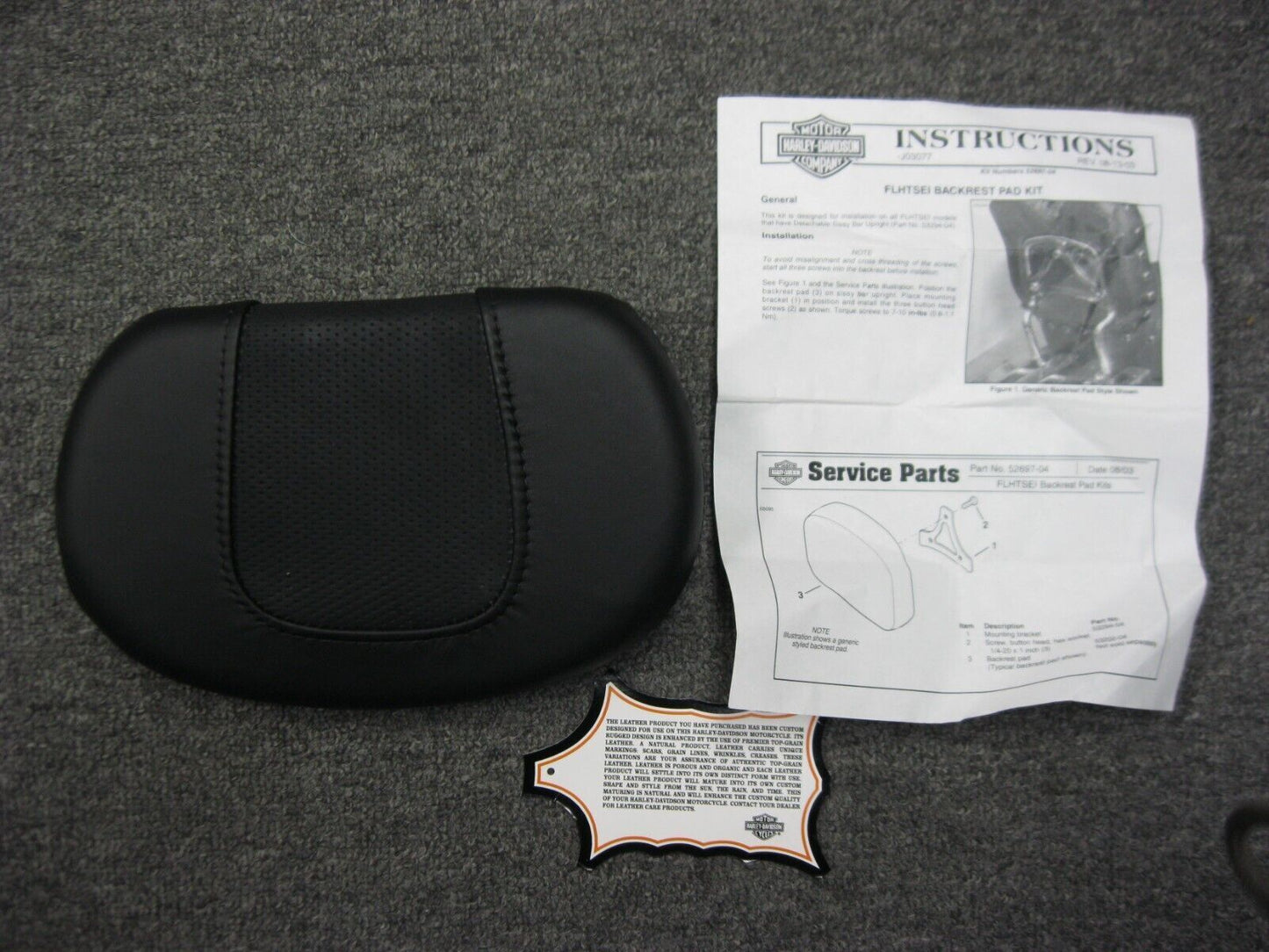 Harley-Davidson OEM FLHTSE Backrest Pad Kit 52697-04