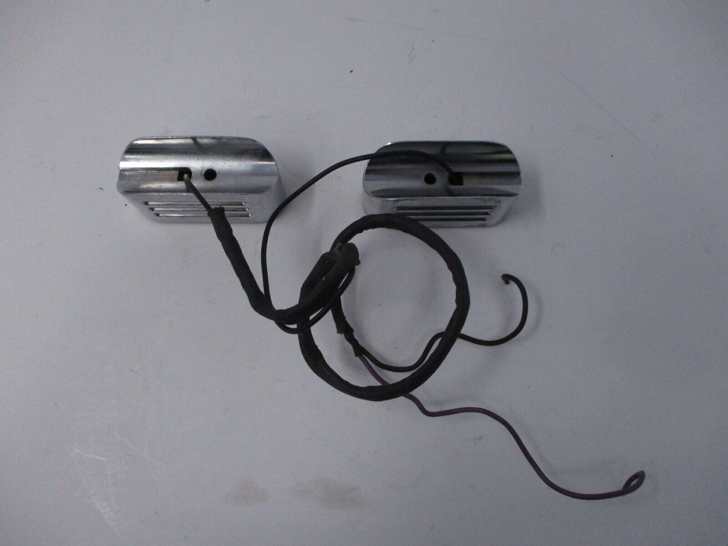 Unbranded Signal Light