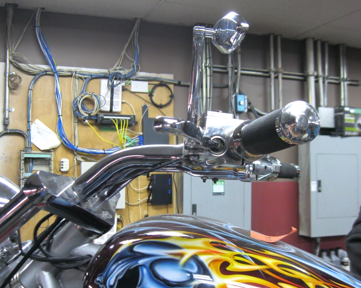 V2 Obsession Dual Gauge Pullback Handlebars made for 1 7/8" Gauges.