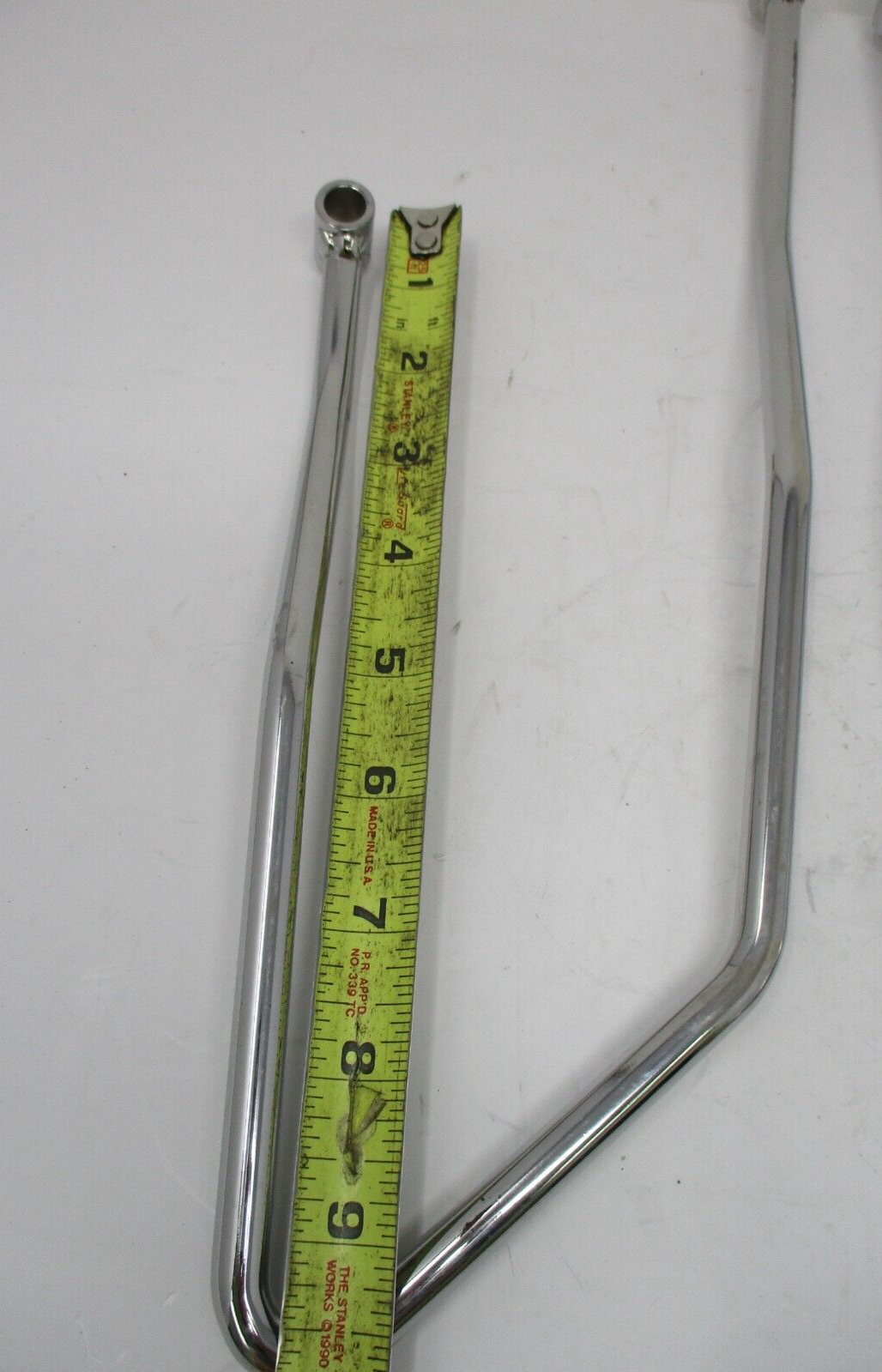 Unknown Saddlebag Mount, 6-1/4" Bolt Width