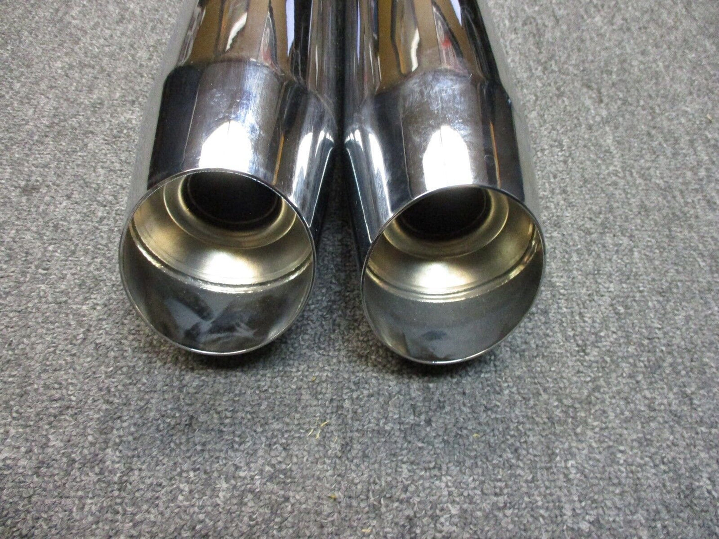 Harley Davidson OEM FLHX FLTR FLHT Chrome Touring Mufflers 2017 Later 64900235