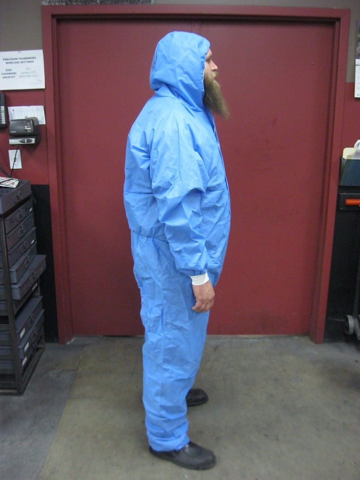 SINGLE BLUE SMS ENVIRONMENTAL CLEANUP / PAINT SUIT WITH HOOD SIZE XL