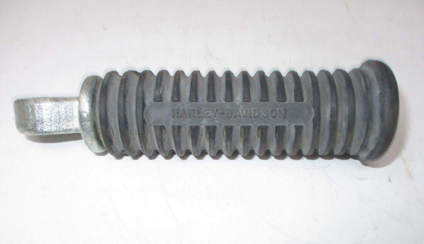 Harley-Davidson OEM Foot Peg Softail Night Train 33189-63