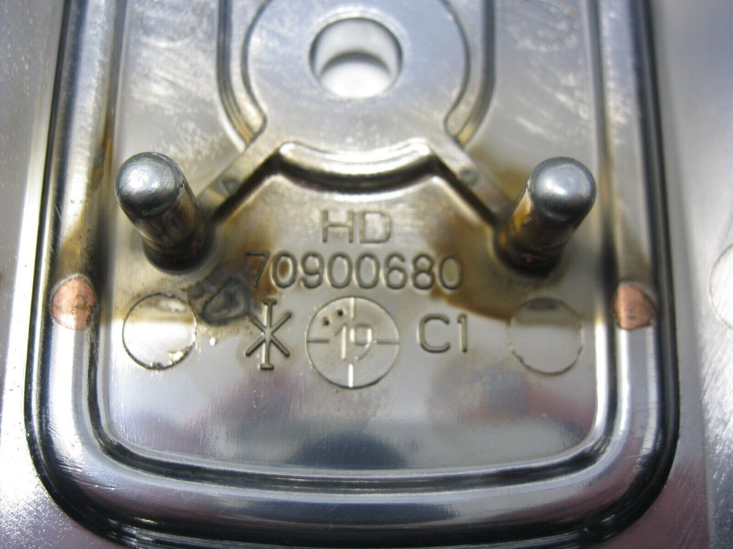 Harley-Davidson OEM 16-20 FATBOY Tank Console 70900723