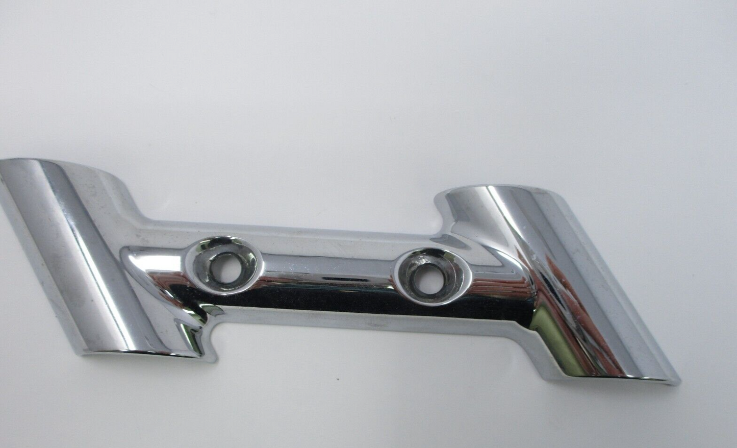 Harley-Davidson OEM Rear Left Inner Clamp for Bag Rails 90936-95A
