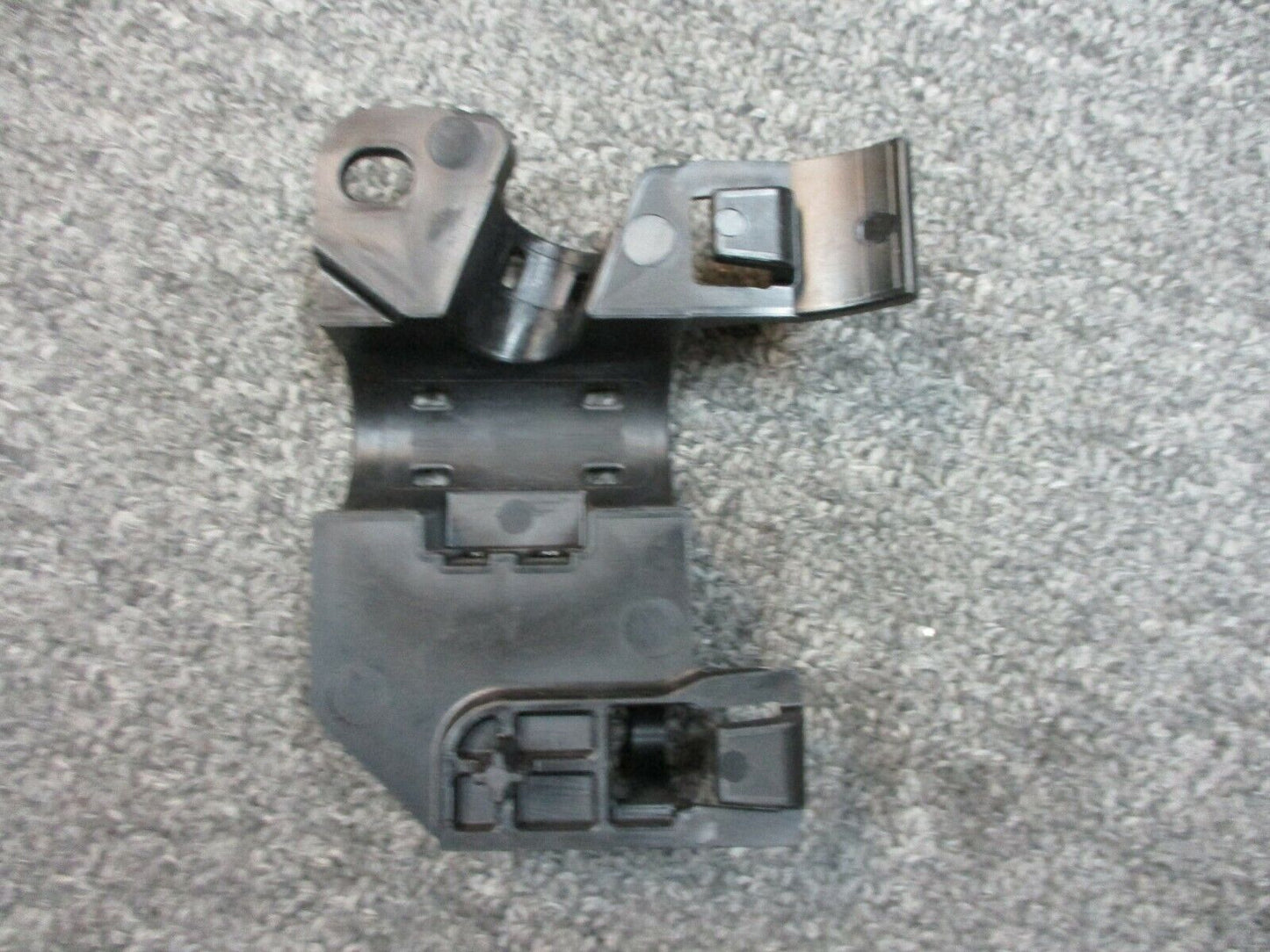 Harley Davidson OEM Left Wire Harness Caddy 14-19 Touring Except FLTR's 69200214