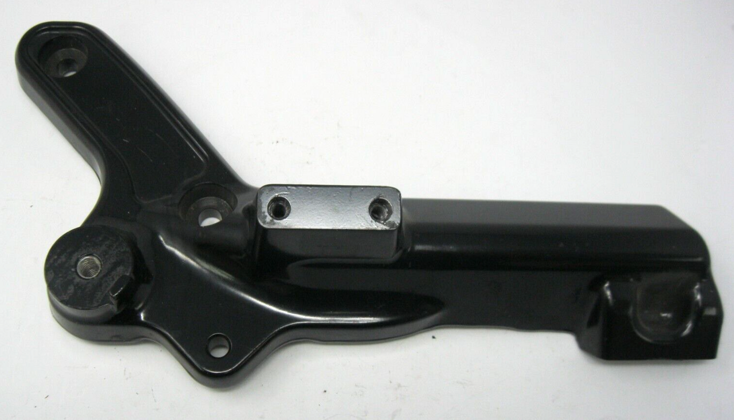 Harley-Davidson OEM 18-20 Fat Boy / Breakout Exhaust Bracket 65500063
