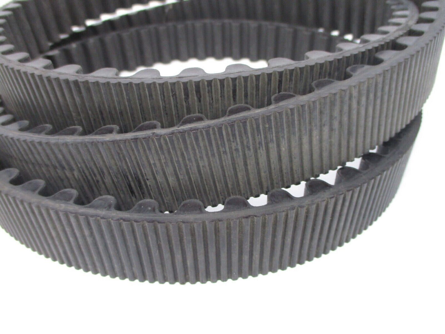 Harley Davidson OEM  Drive Belt 139T   1  1/8"  40024-04