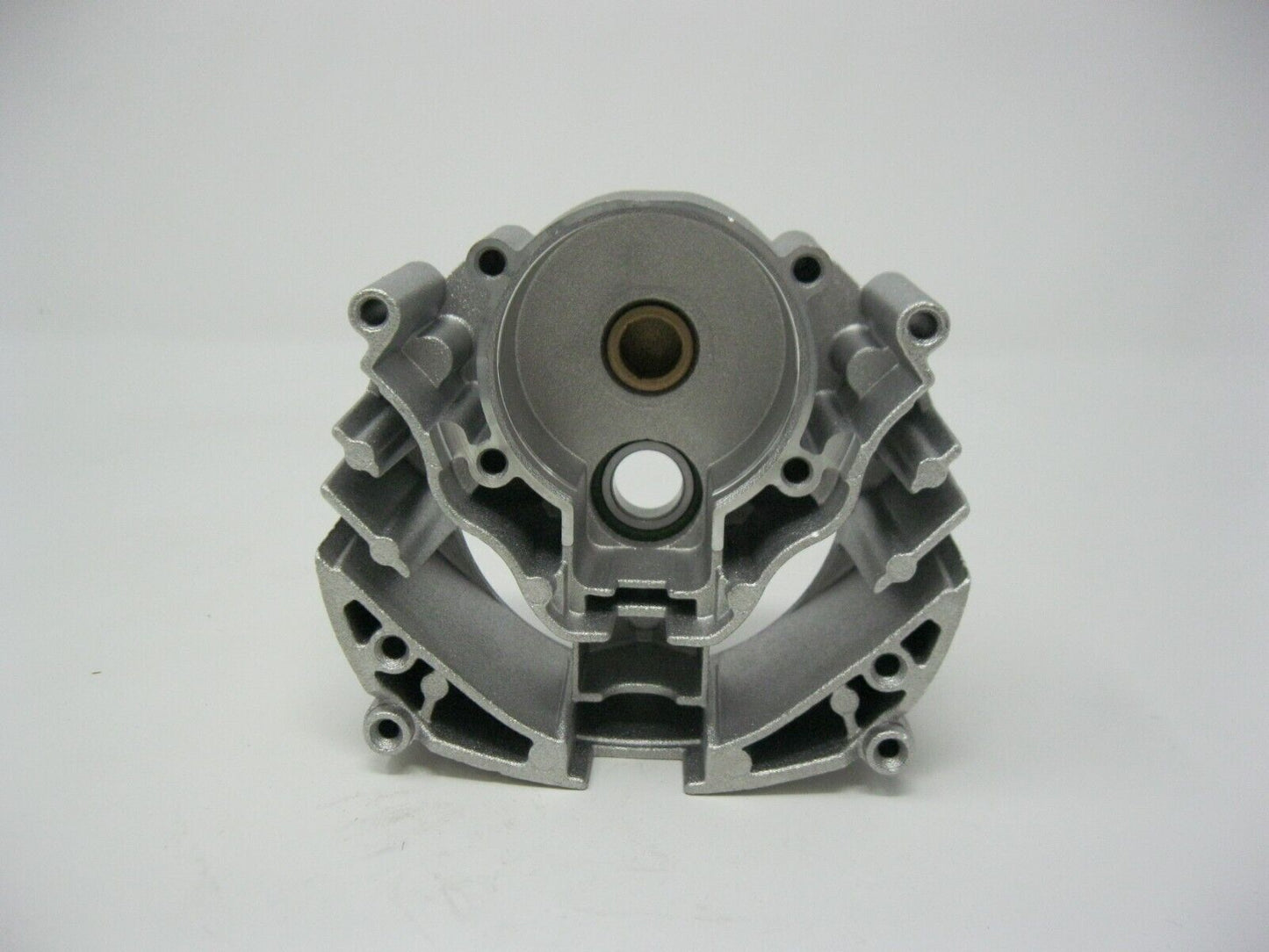 DeWALT OEM Gear Case 605082-00SV