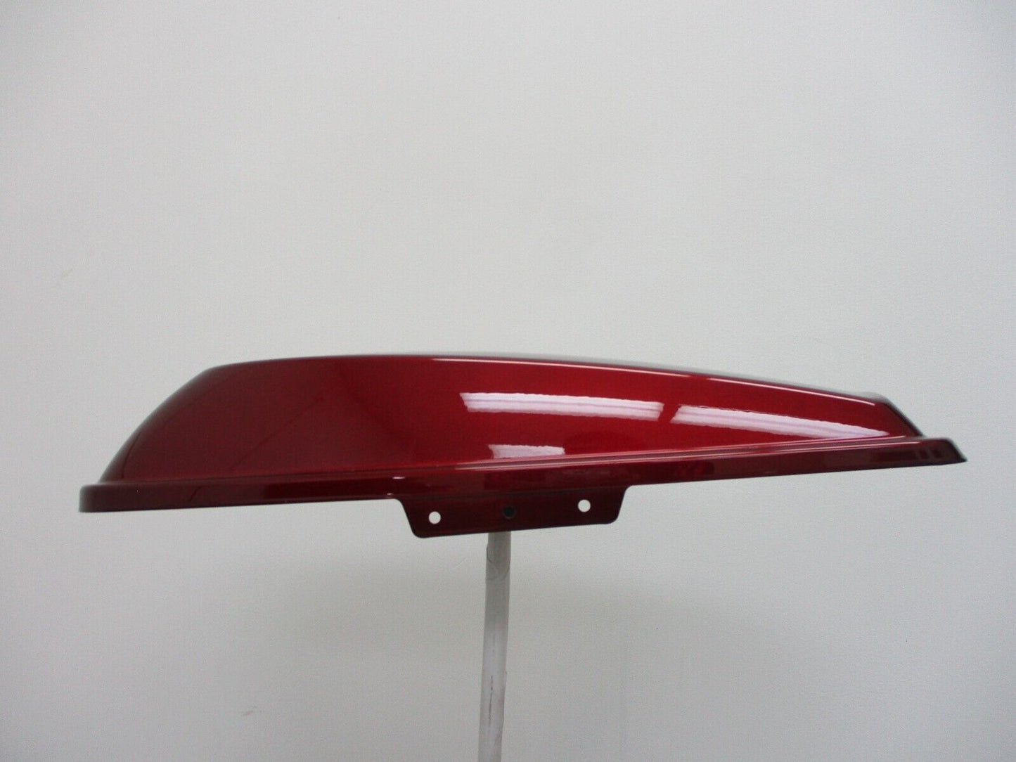 Harley-Davidson OEM  Saddlebag Lid  DARK RED  90200413   2014 and LATER
